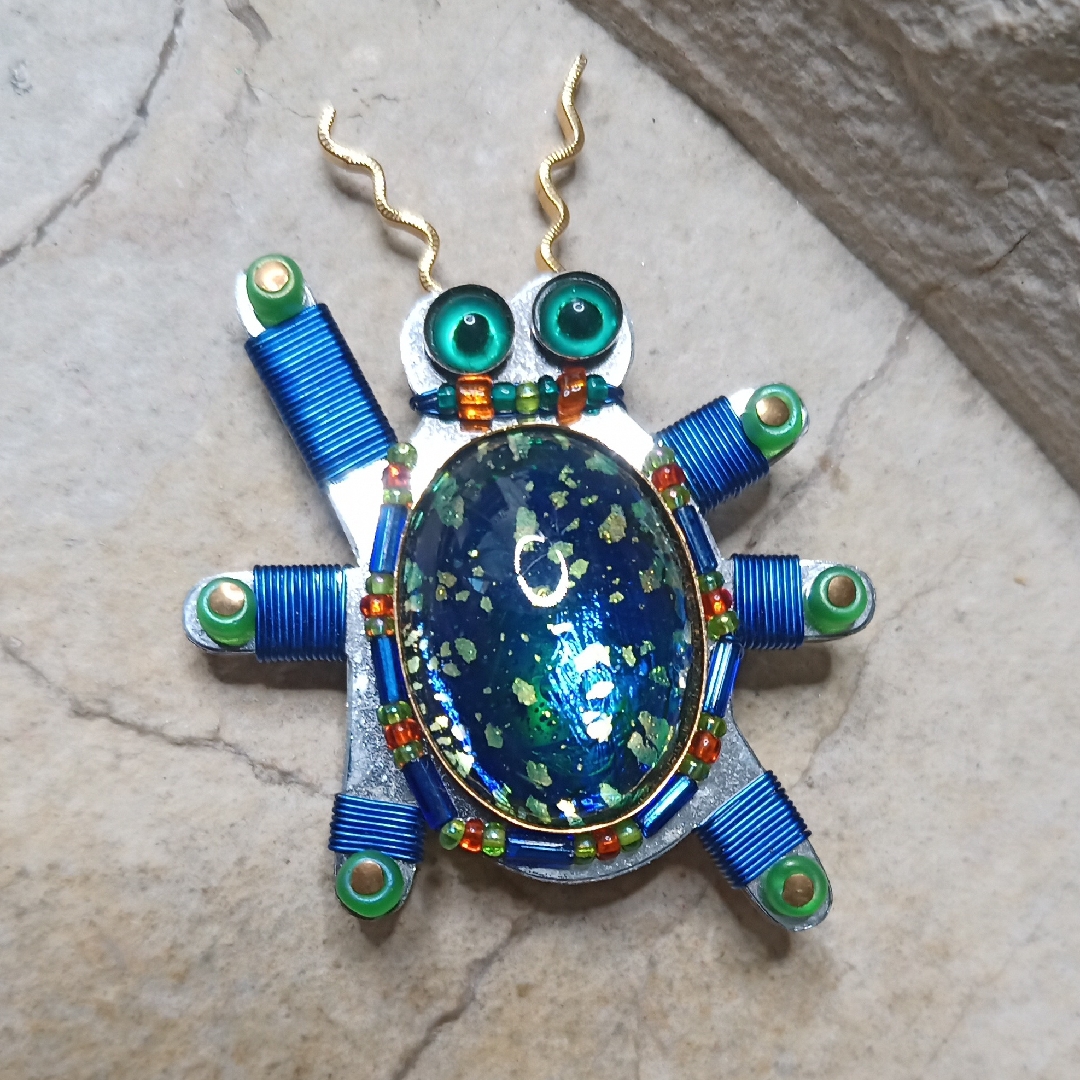 Vintage Liztech 2000 Robotic Turtle Bug Wire Wrapped Artisan Brooch